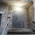 Установка светодиодных светильников над подъездами (1 и 6) дома № 38 по ул. Островского