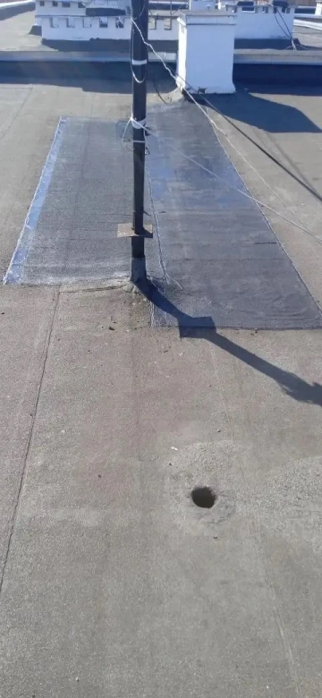 Произведены работы по ремонту кровельного покрытия по адресам улица Красной Армии, д. 5 и улица Ивана Сусанина, д. 16 (по гарантии)