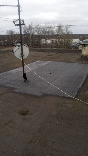 Частичный ремонт крыши в доме № 3 по улице Парижской Коммуны и в доме № 34 по улице Социализма