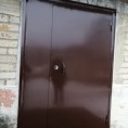 Замена двери на запасном выходе в доме № 27 по ул. Максима Горького