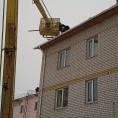 Установка снегозадержателей по ул.  10 годовщины октября, д. 12